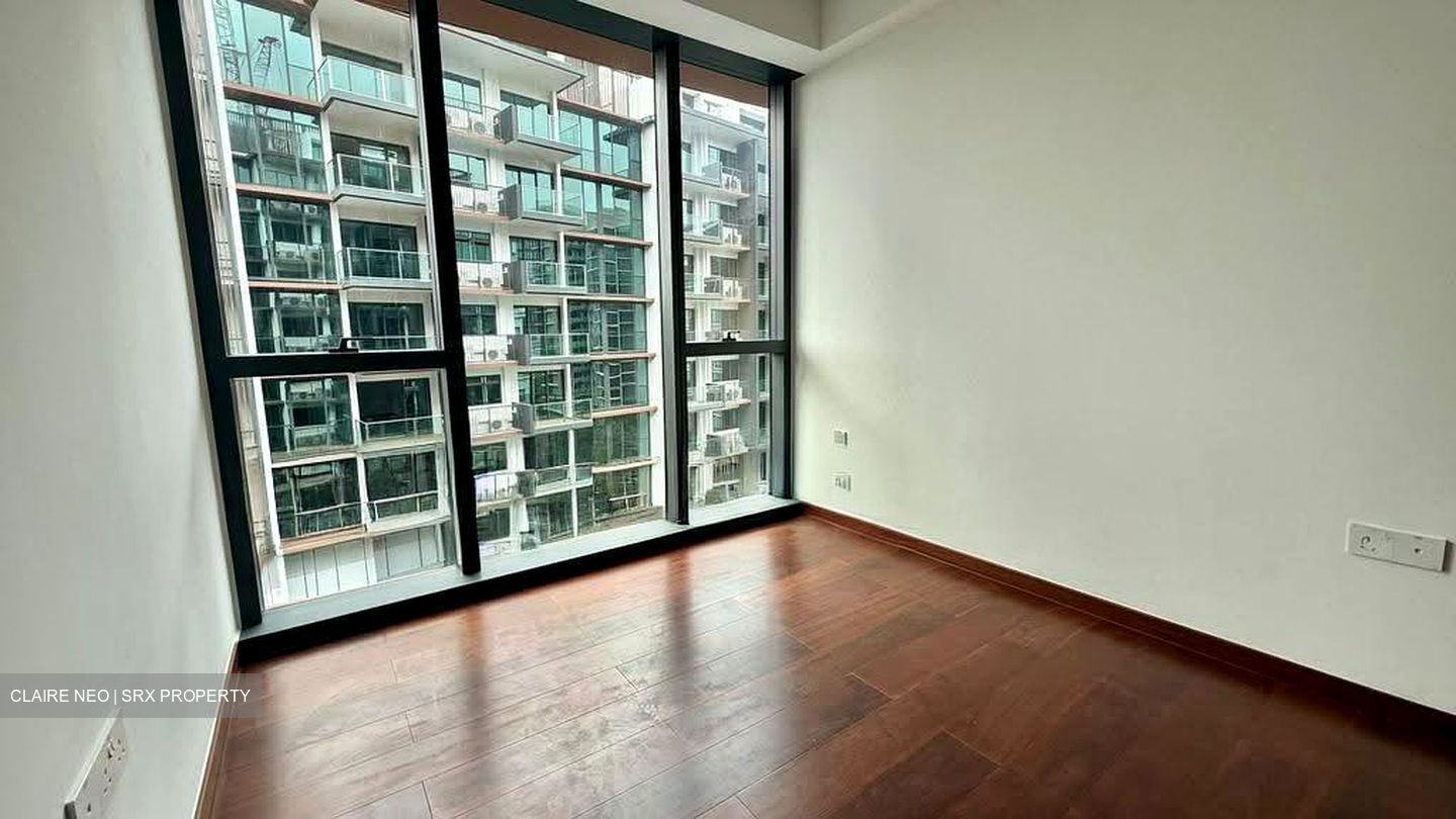 Slim Barracks Rise (D5), Condominium #637779341